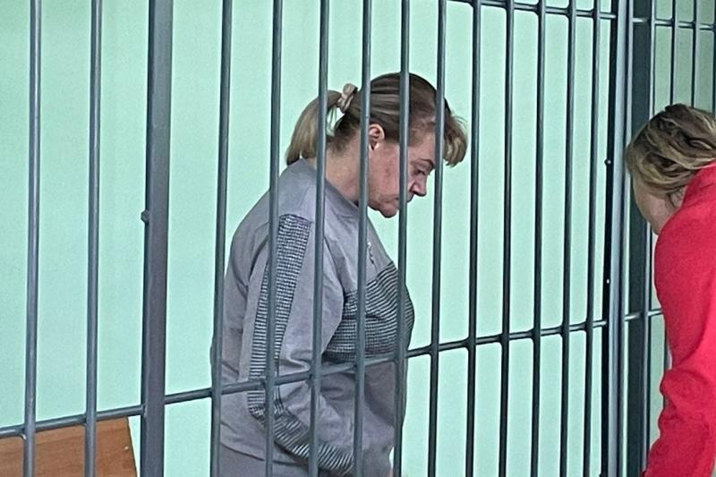 Замглавы дептранса Олесю Богомазову суд отправил домой из СИЗО Новосибирска