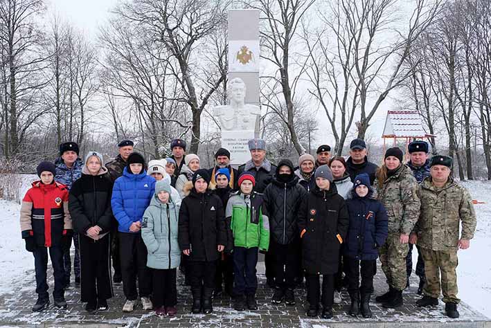 Орловские росгвардейцы почтили память основателя войск правопорядка Евграфа Комаровского