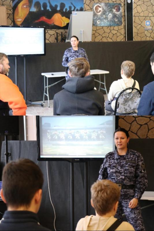 Ступинские Росгвардейцы провели Урок мужества с подшефными воспитанниками КЮМ «Морской волк» посвященный Дню защитника отечества.