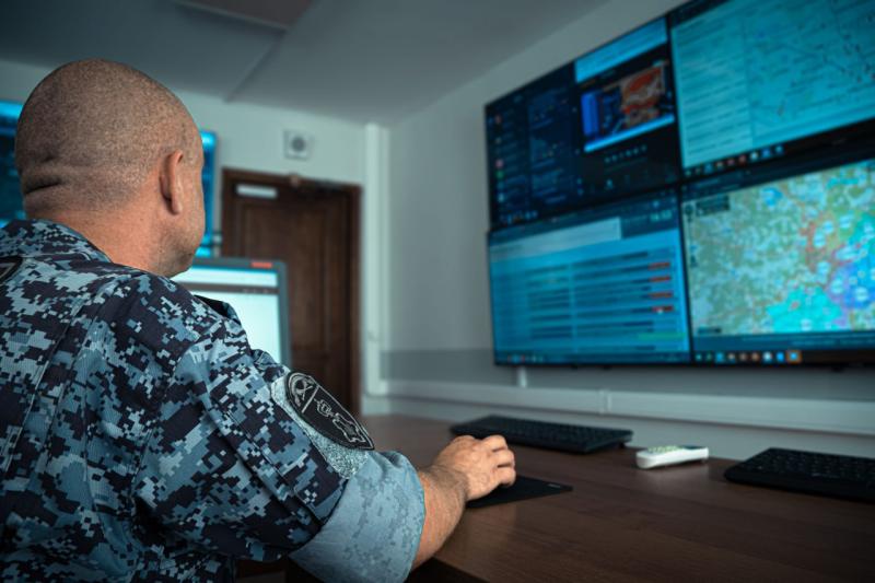 Дежурная служба столичного главка Росгвардии отмечает 34-ю годовщину со дня образования