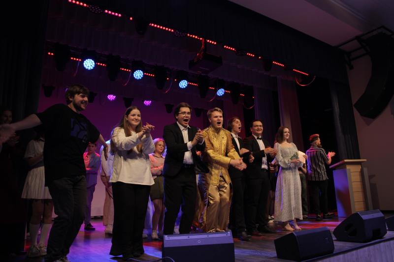 Отдохнули – пора и людей посмешить