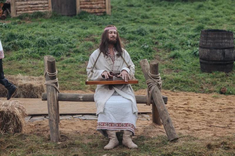 Никита Кологривый и Антон Богданов отправятся в XIII век в новой комедии «Очень древняя Русь» для ТНТ