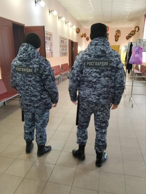 Сотрудники Егорьевского ОВО обеспечили охрану общественного порядка на патриотическом мероприятии в Шувойском ДК